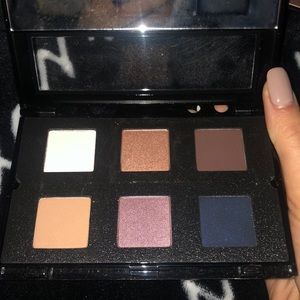 TRISH eyeshadow
